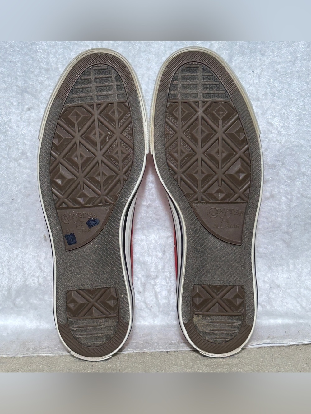 Converse Unisex Coral All Stars Classic Low Top Sneakers Shoes SZ M 8 W 10 - Picture 8 of 11